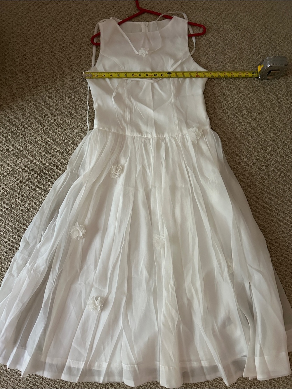 White Floral Appliqué women’s OR Teen’s Summer or Party Dress.  A new tag on
